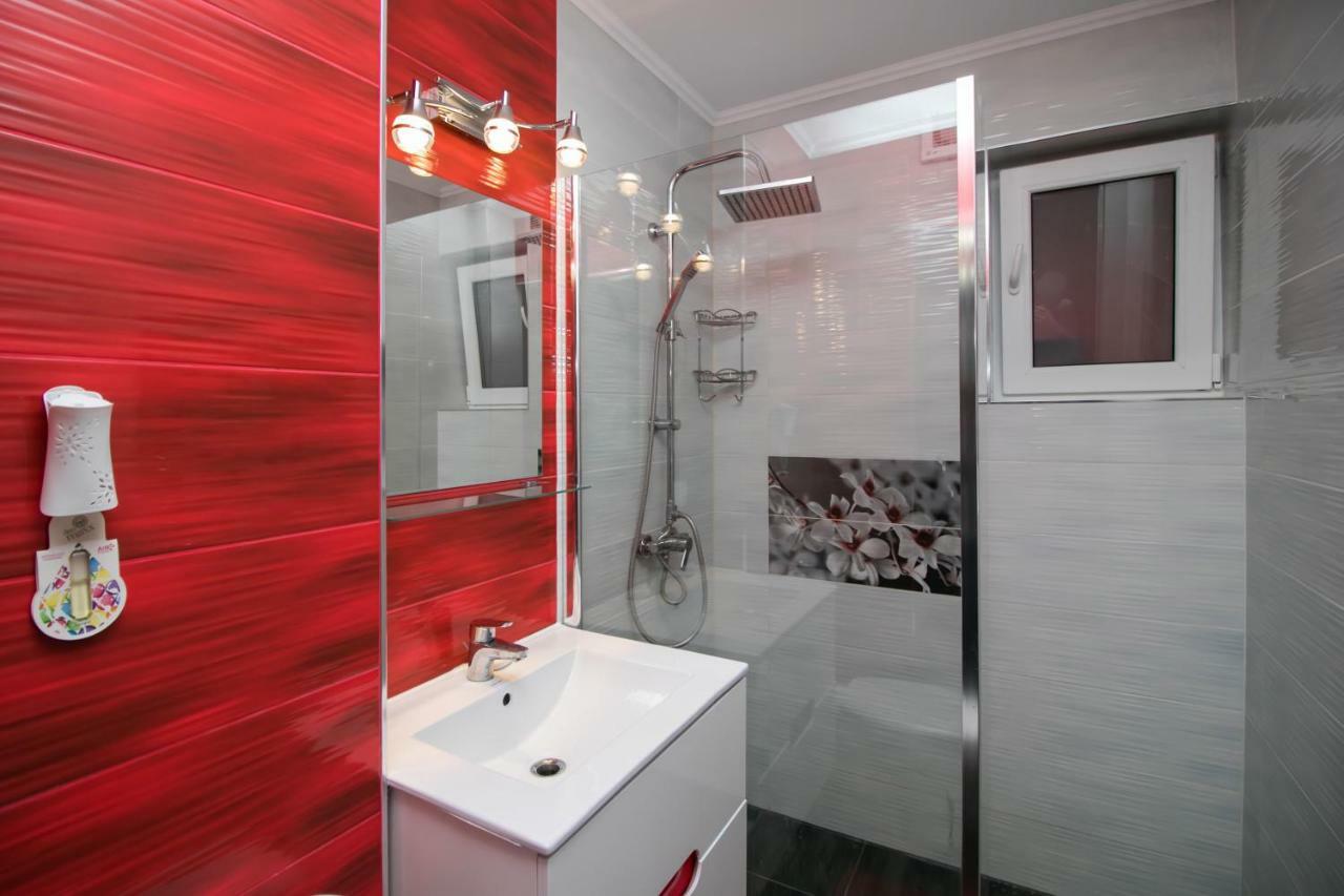 בוקרשט Apartament 2 Camere מראה חיצוני תמונה